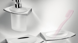 Dispenser dosa sapone a parete per il bagno serie Land Colombo design