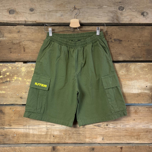 pantaloncini converse gialli e blu