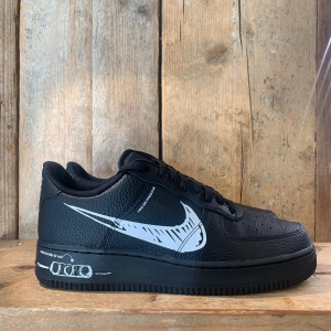 nike air force 1 striscia nera