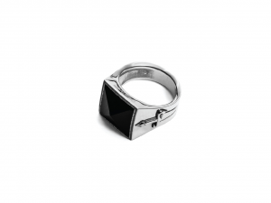 Cesare Paciotti, anello in argento, a sigillo, con onice nera e pugnali laterali, JPAN1485V