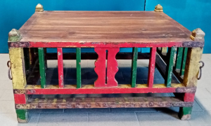 Tavolino culla Rajasthan in legno recuperato