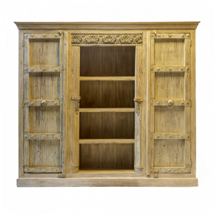 Libreria decapata bianca con portali indiani in legno di teak massello con ripiani 