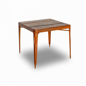 Tavolo in ferro color mattone con top in legno recuperato di teak