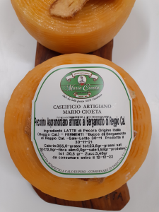 Pecorino Di Reggio Calabria 1 kg Affinato al Bergamotto di Reggio Calabria