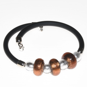 Kautschukarmband mit bronzefarbenen Perlen aus Muranoglas PR Lampwork