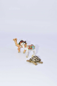 Miniature Di Tartaruga + 2 Cammelli Apribili, Smaltati E Decorati Con Pietre