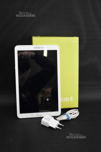 Tablet Galaxi Tab E Colore Bianco Con Cavo E Custodia