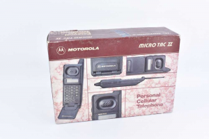Telefono Motorola Vintage Flip Phone 2 eTacs (da Provare) Compreso Di Scatola