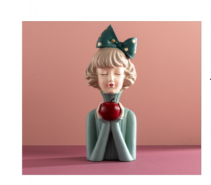 Donna in ceramica con mela rossa Petite Fantasie altezza 36 cm D218039