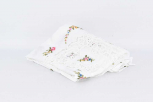 Tablecloth Hand Embroidered White Flowers 6 People