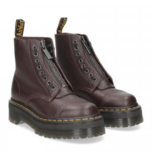 Dr. Martens Anfibio sinclair burgundy milled nappa
