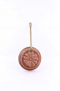 Pan To Hang Copper With Flower In Relief Diameter 20 Cm