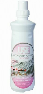 Use Saponaria A Mano Detersivo Delicati Bianchi Neri Colorati 750Ml