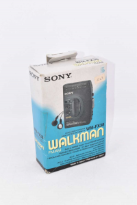 Sony Walkman Wm-fx38 With Radio Integrated