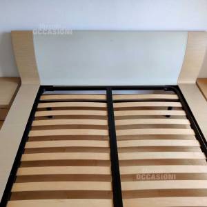 Bed Matrimonial In Wood Light With Testiera Leather + Slatted Base