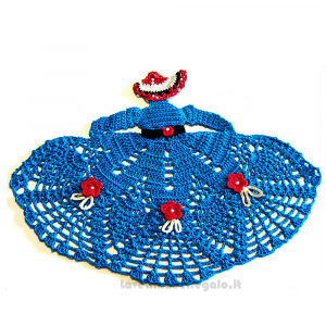Centrino blu elettrico a forma di dama ad uncinetto 29x22 cm - Handmade in Italy