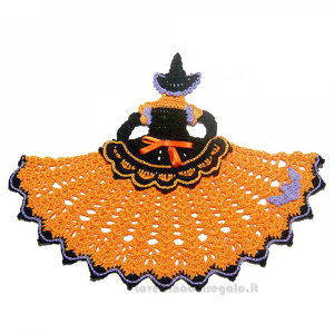 Centrino arancione a forma di Strega per Halloween ad uncinetto 30x24 cm - Handmade in Italy