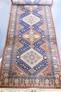 Carpet Lane Jeravan In Wool Size 83x405