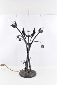 Iron Lamp Battutto With Fre Flowers